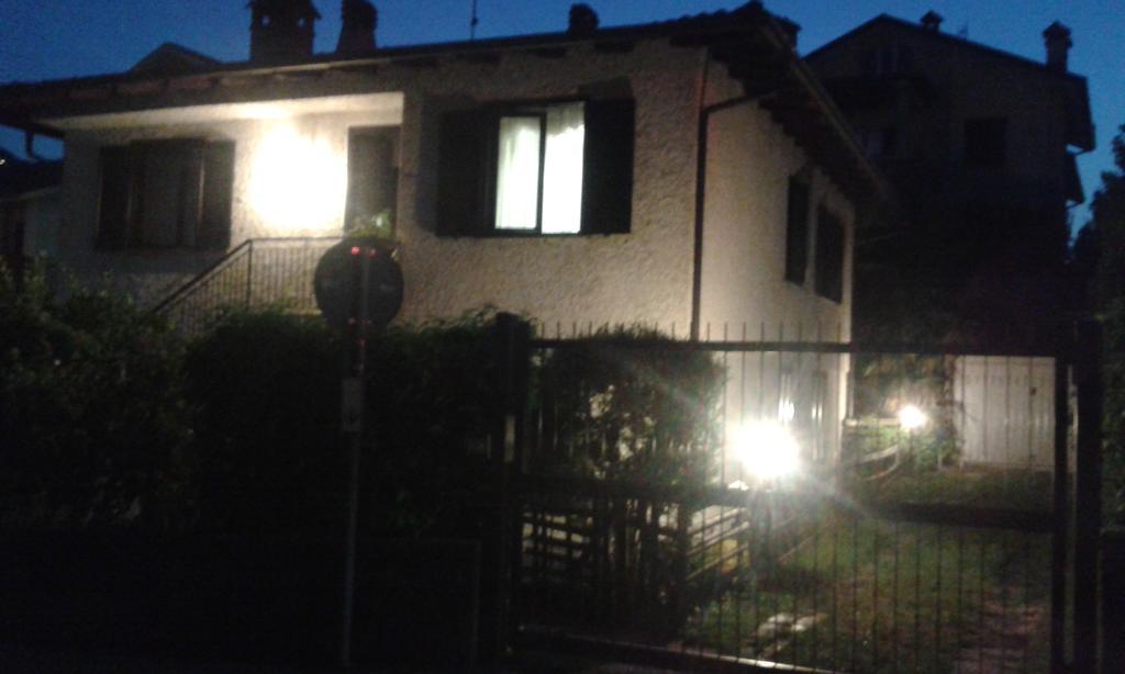 Villa C&C Lierna Ruang foto